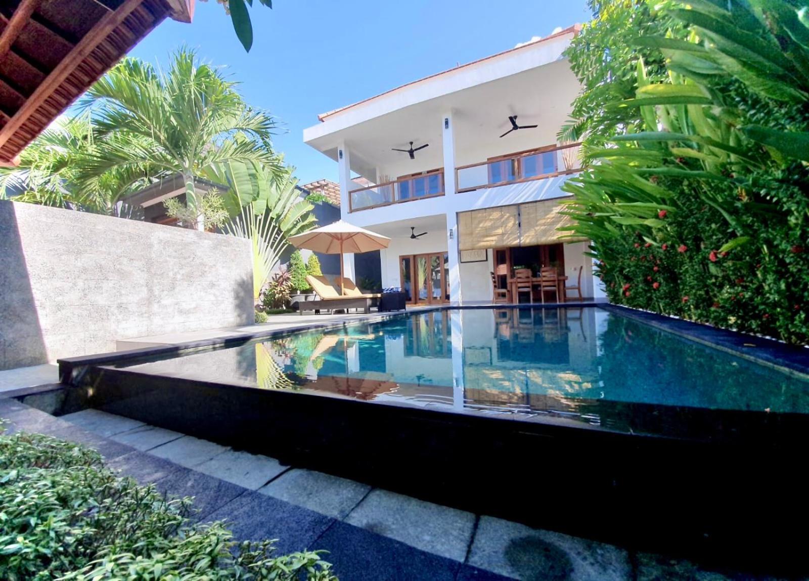 Villa Royal Singaraja  Bagian luar foto